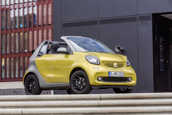 smart fortwo cabrio, prime, black to yellow / titania grey matt